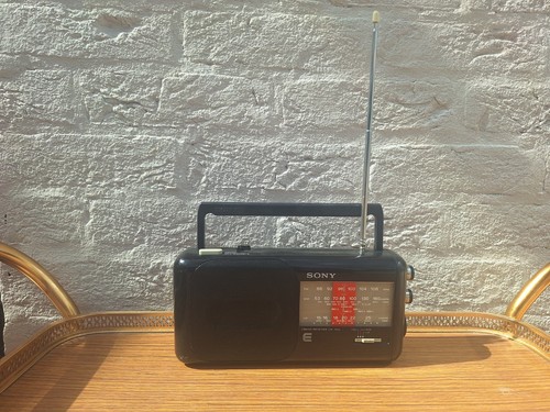 Vintage sony icf - sony, portable