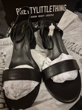 pretty little thing, Pu Basic