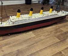 NEW *unbranded* Titanic Icons