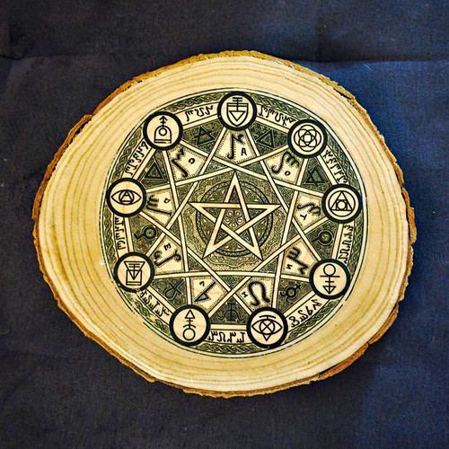 Wood slice crystal - slice, grid