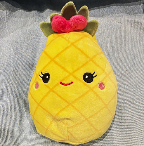 Maui squishmallows pineapple - squishmallows,