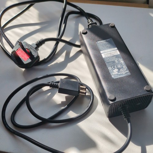 Microsoft xbox 360 slim - microsoft,