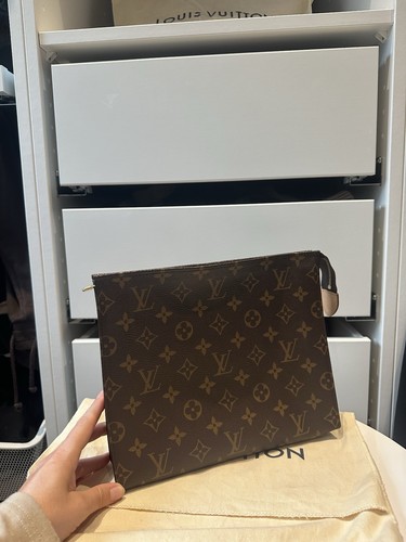 Louis vuitton toiletry - louis,