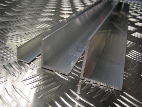 Aluminium angle shape - aluminium, l