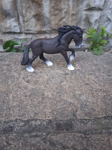 Schleich horse black - horse, draft