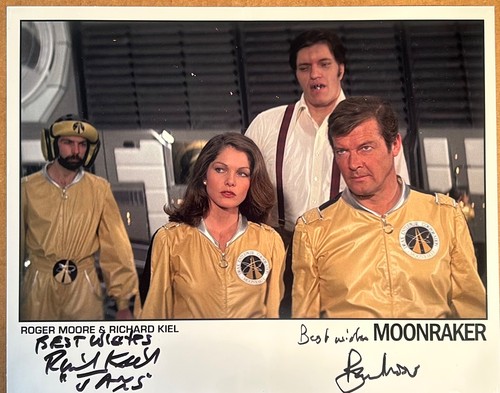 Sir roger moore richard kiel - roger, moore/richard