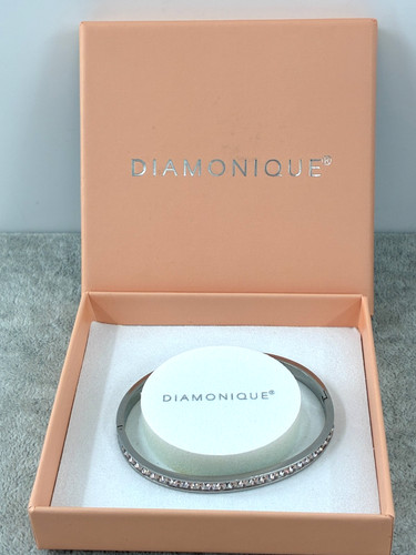 Steel diamonique round cut - steel,