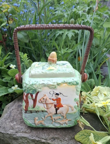 Mid century beswick biscuit - a,
