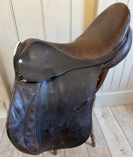 English brown leather pony - english,