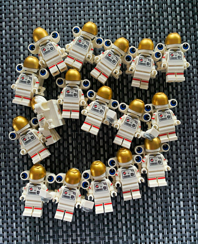 Lego minifigures series - lego,