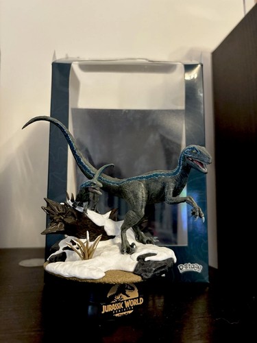 Jurassic world dominion blue - jurassic,