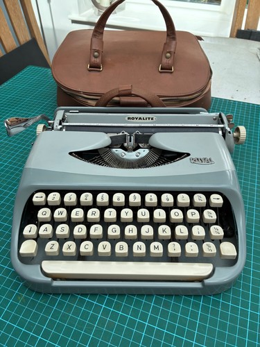 Vintage royal royalite - vintage,