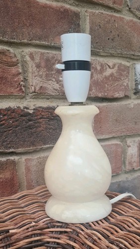 Small vintage table lamp - , base