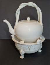 Hartley Greens Leeds Creamware