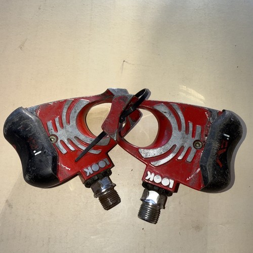 Vintage look pedals road - pedals,
