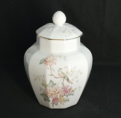 Royal doulton mystic - doulton,