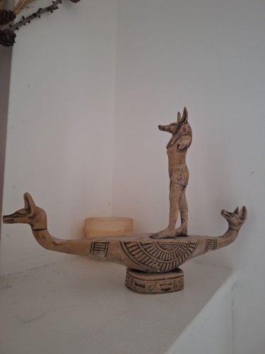 Egyptian sculptured statue - sculptured,
