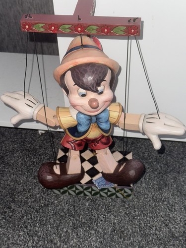 Disney traditions pinocchio - pinocchio, 70