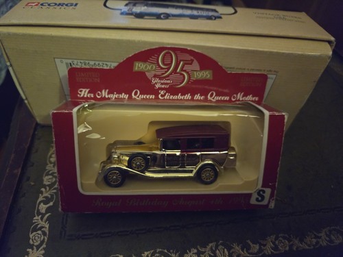 Lledo limited edition royal - edition,