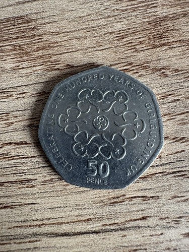 2010 girl guides 50p - girl,