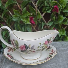 Vintage Wedgwood Hathaway Rose Large Gravy / Sauce Boat & Stand Saucer