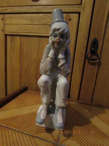 Casades spain figurine - , "sad