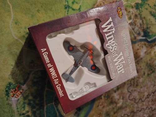 Wings war spitfire - wings,