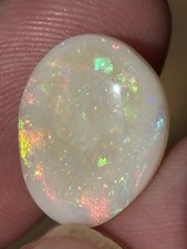 Coober Pedy 5.5ct Quality Oval Stone
