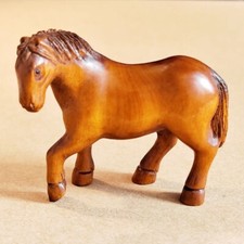 M8556 - 2" Hand Carved Boxwood
