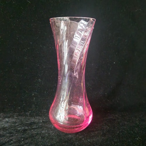 Lovely vintage pink caithness - lovely,