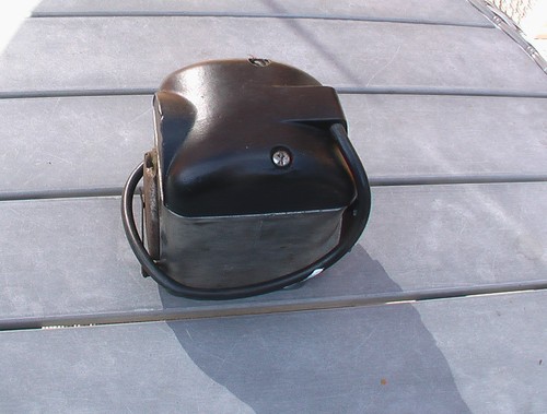 Stationary engine magneto - stationary,