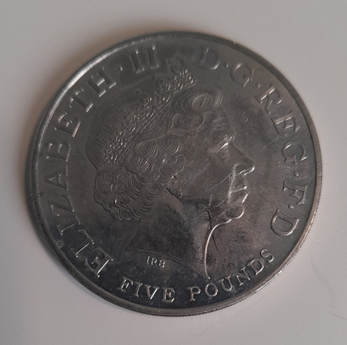 Five pounds coin - uk,