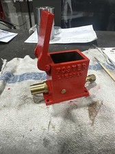 Foster Lubricator Large 6”