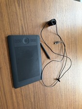 Wacom Intuos Pro Small PTH-451 Graphics Tablet & Stylus