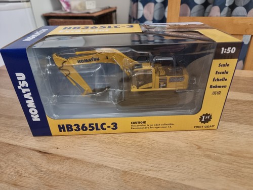 First gear excavator komatsu - -,