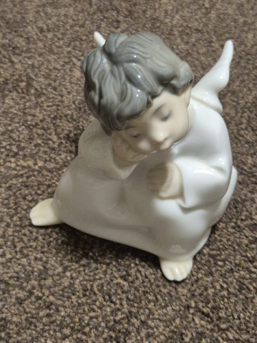 Lladro cute angel thinking - lladro,