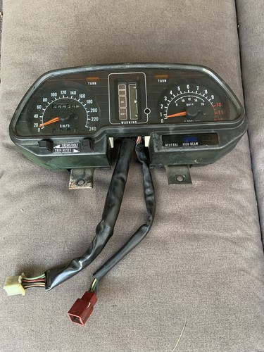 Kawasaki gpz 750 1982 - kawasaki,