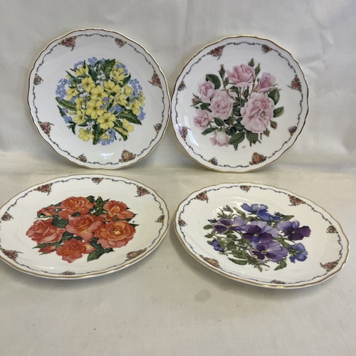 Royal albert collectors plates - royal,