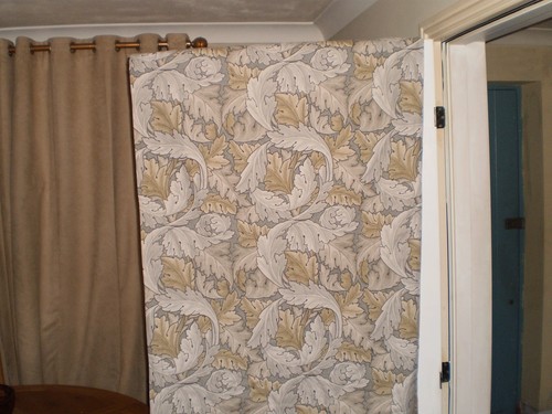 William morris acanthus flint - acanthus,
