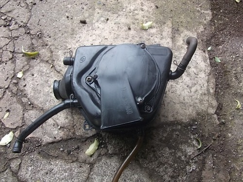 Sym xs125 air box with - box,