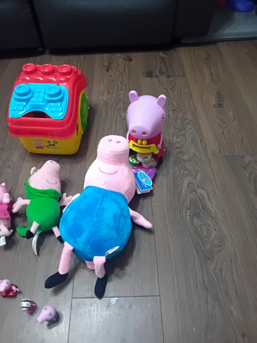 Peppa pig figures playset - peppa,