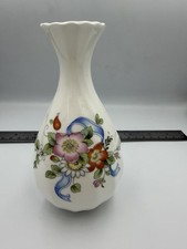 Wedgwood Ribbon Cascade Bone