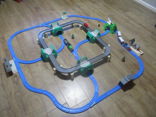 Tomy trackmaster thomas the - tomy,