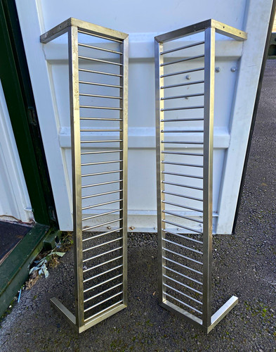 Heavy duty catering open grid