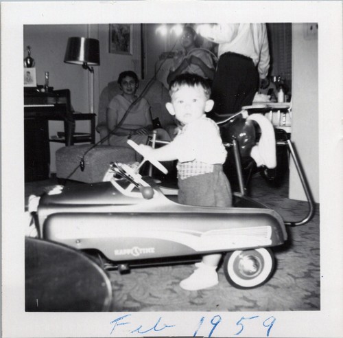 1959 photo boy with metal - photo,