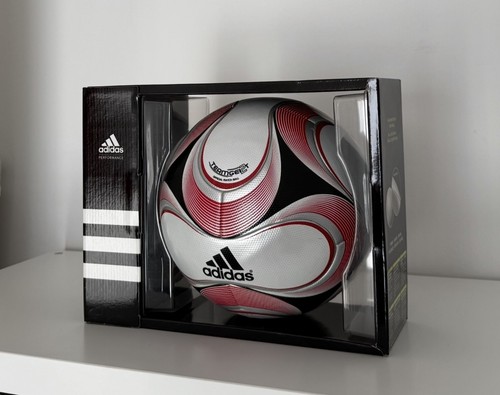 Adidas teamgeist match - 2, ball