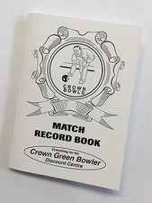 Crown green bowls - green, match