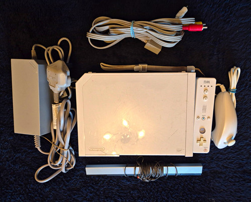 Nintendo wii rvl 001 - rvl-001, white