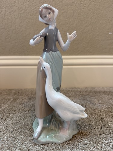 Vintage lladro figurine - vintage,