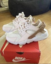 Women’s Nike Huarache  Pink